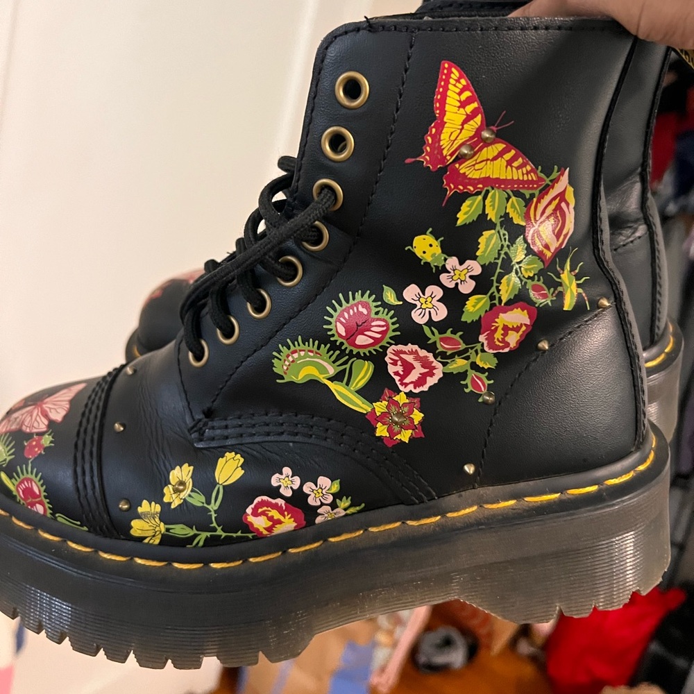 Doc martens UNIQUE boots